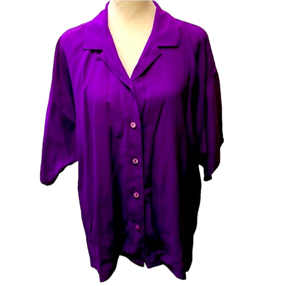 Vintage Eileen Fisher Silk Short Sleeve Camp Shirt in Deep Violet. Size S EUC